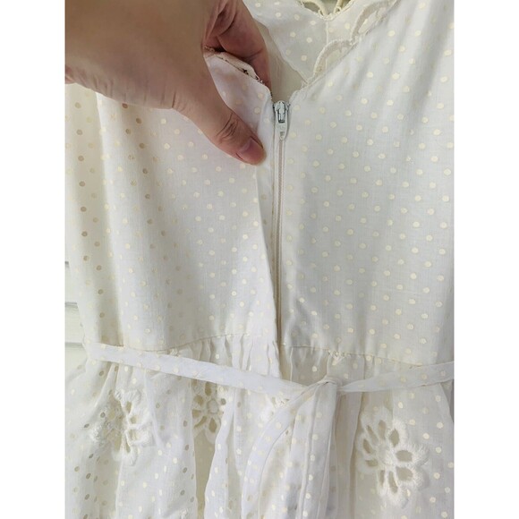 Vintage 1970s 70s White Polka Dot Embroidered Daisy Maxi Peplum Dress XS Boho - Picture 7 of 7